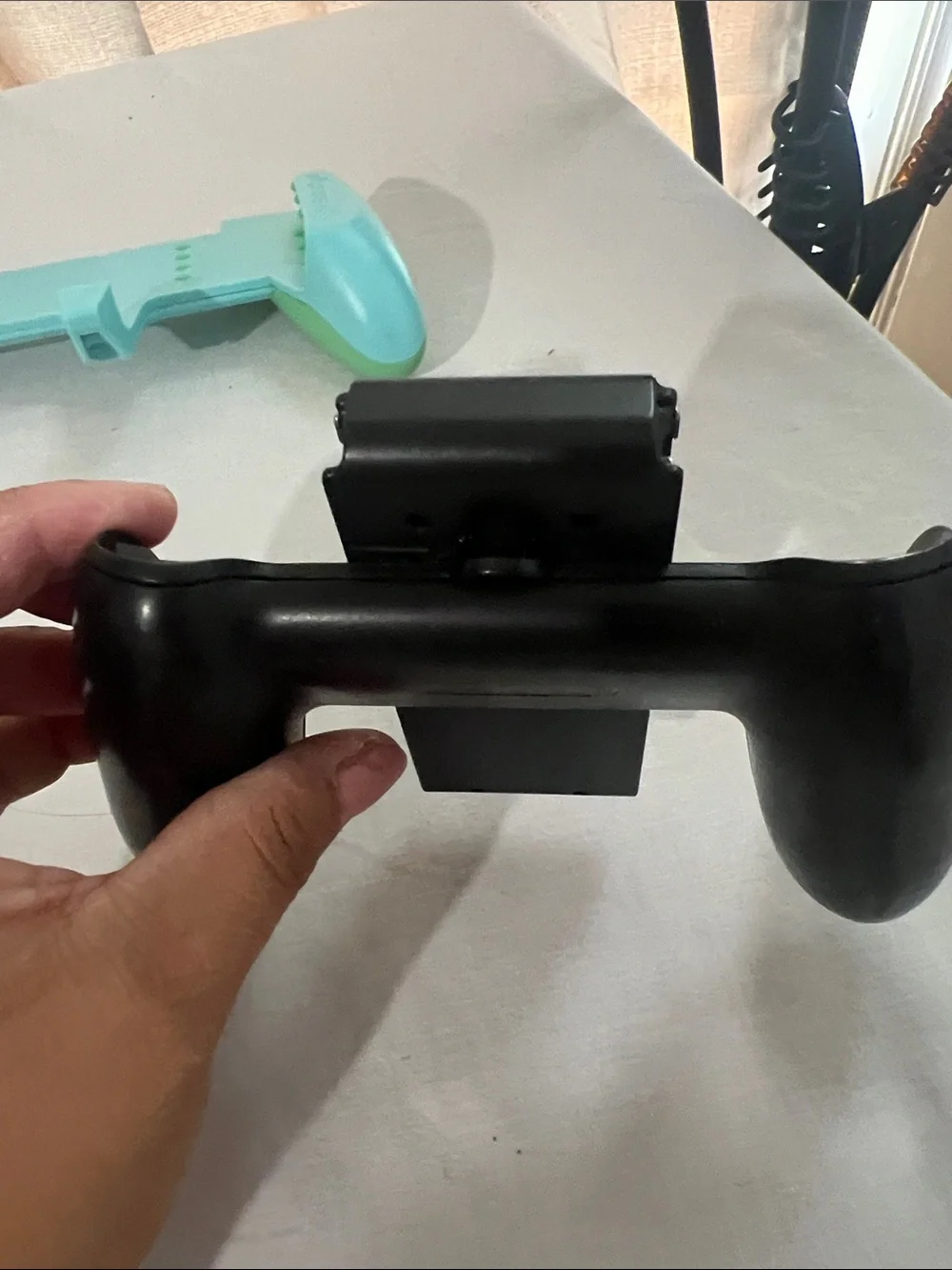 Universal Mobile Game Controller Grip - Black and Aqua Bundle